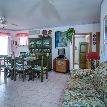 4 Colonne - Happy Apartmán Bosa