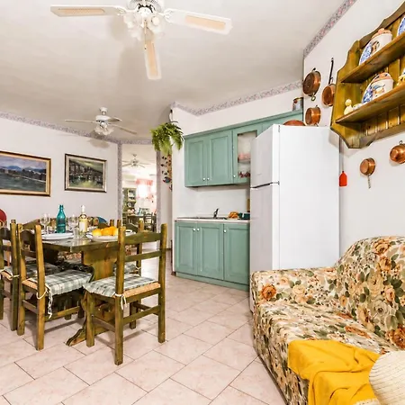 4 Colonne - Happy Apartamento Bosa
